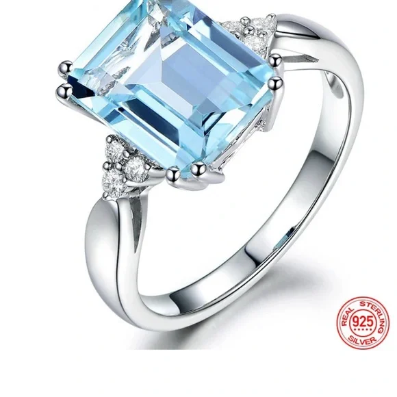 925 Sterling Silver Ring with Blue Gemstone - Picture 4 of 5